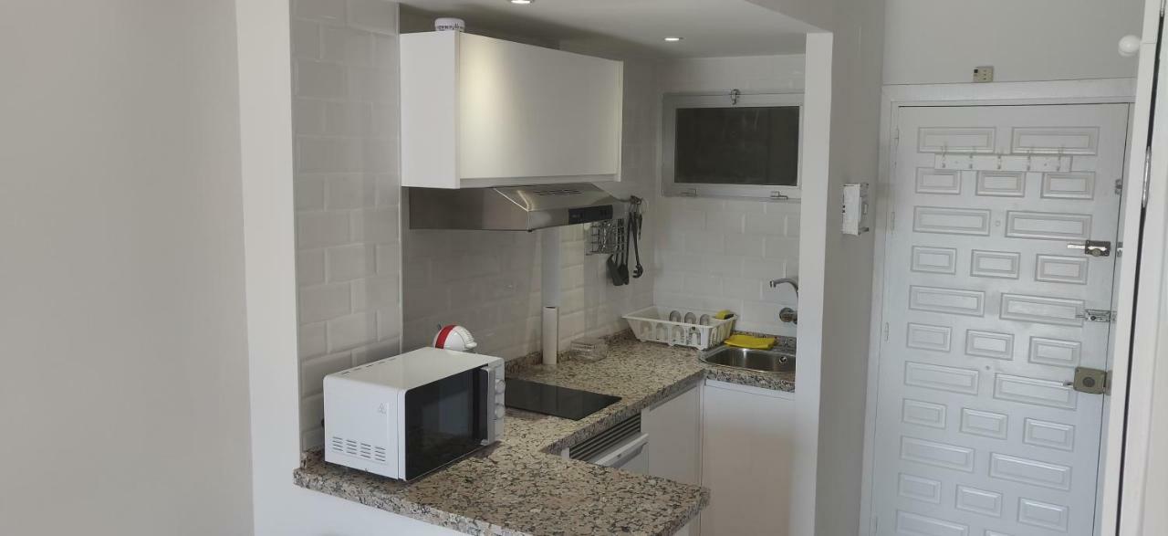 Sunny Suites Jupiter Apartments 贝纳尔马德纳 外观 照片