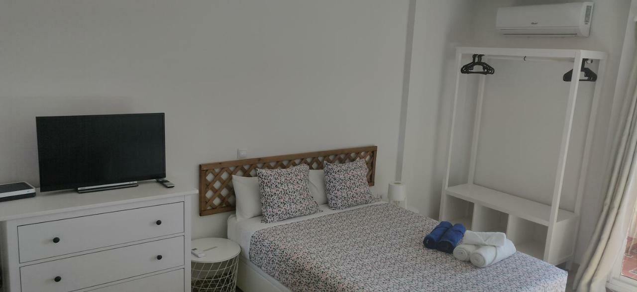 Sunny Suites Jupiter Apartments 贝纳尔马德纳 外观 照片