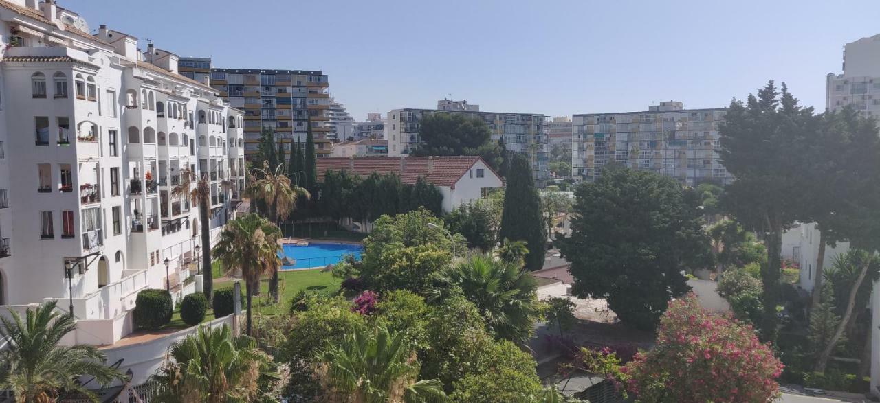 Sunny Suites Jupiter Apartments 贝纳尔马德纳 外观 照片